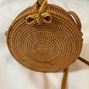Straw Round Purse
